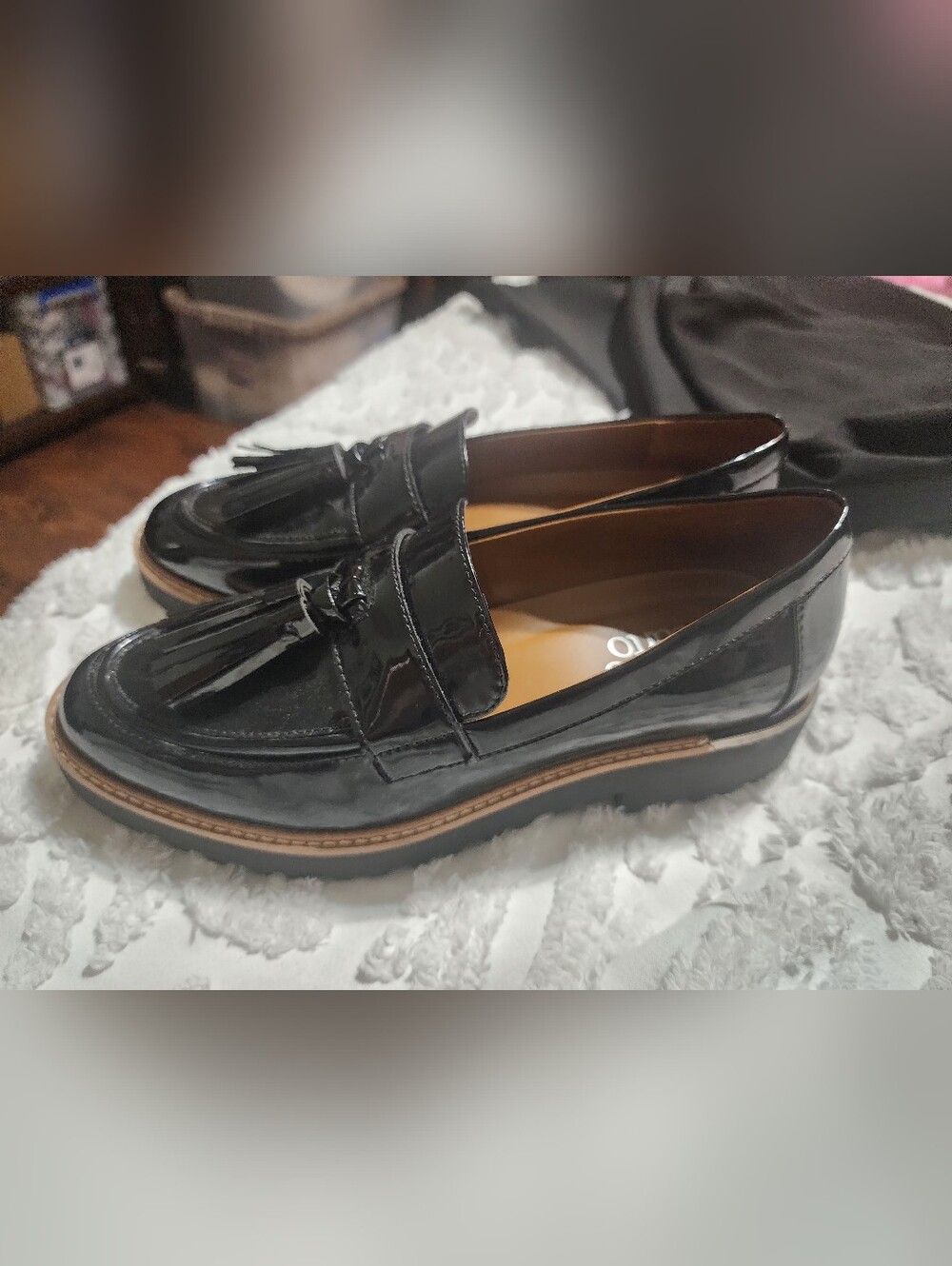 Franco Sarto Women's Carolynn Lug Sole Tassel Loafers Black Patent Leather, Sz 6 - Picture 2 of 6